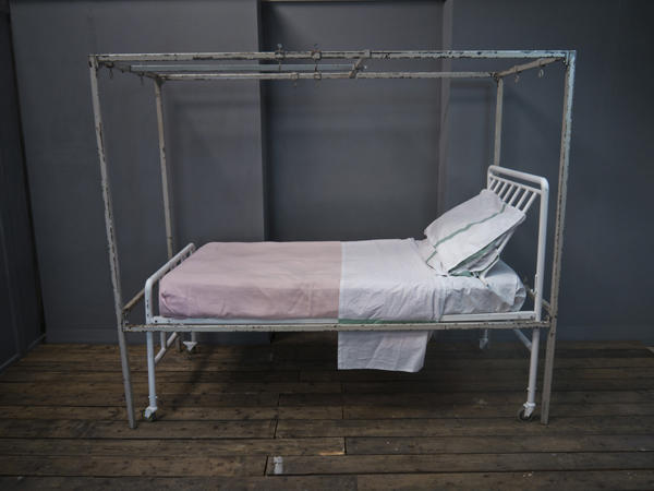 Hospital Bed Traction Frame